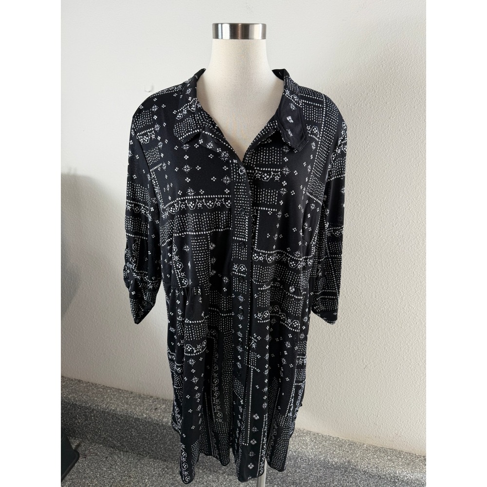 NEW Style & Co Woman Plus 3X Western Trail Black White Bandana Print Tunic Top